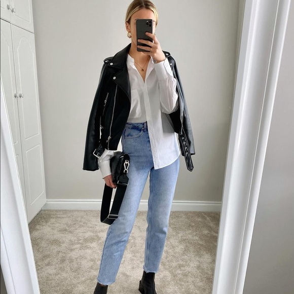 𝗡𝗪𝗧 𝗭𝗮𝗿𝗮 • Z1975 Mom Fit Jeans - Picture 1 of 14